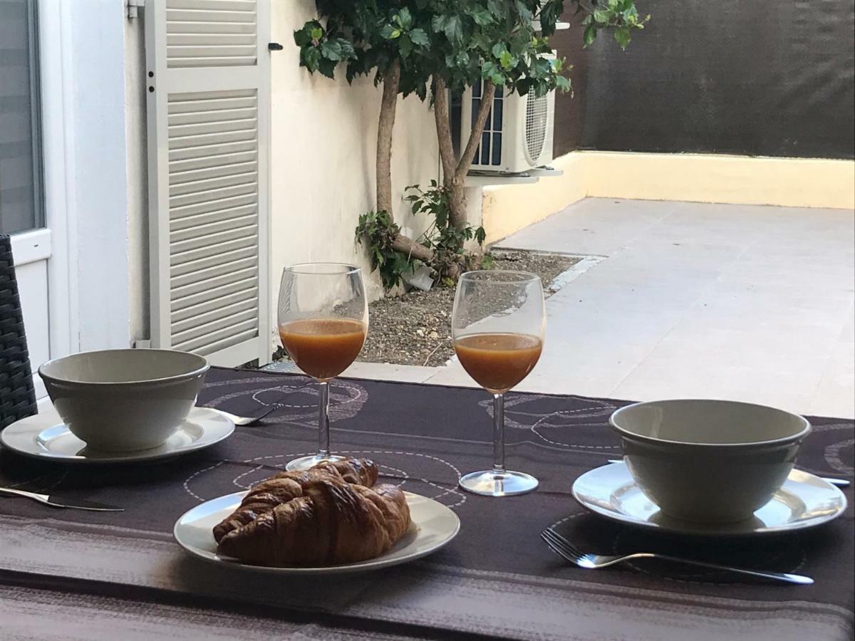 דירות Sleep In Antibes City Center מראה חיצוני תמונה
